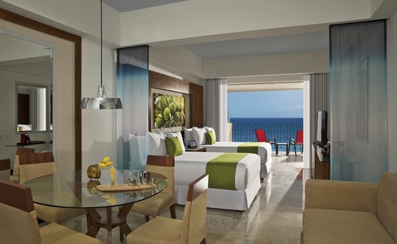 Altitude Suite Ocean View – 2 double beds Hôtel Krystal Grand Nuevo Vallarta Nuevo Vallarta