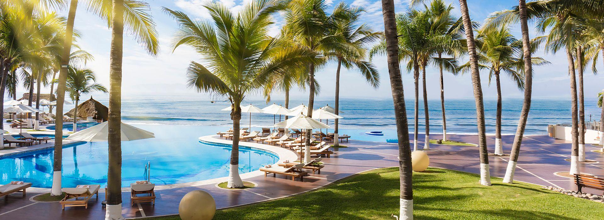 Krystal Grand® Nuevo Vallarta Krystal Grand® Nuevo Vallarta