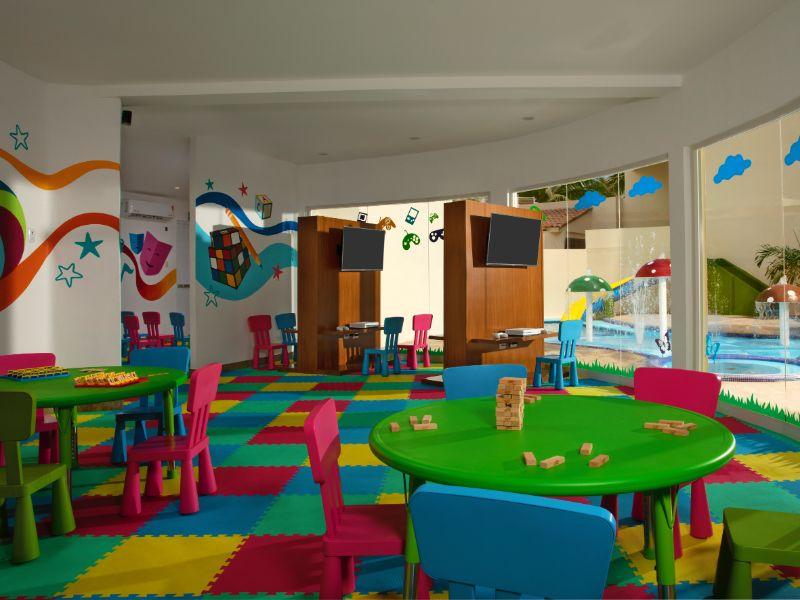 Kamp Krystal®  Krystal Grand® Nuevo Vallarta Kamp Krystal®  Krystal Grand® Nuevo Vallarta